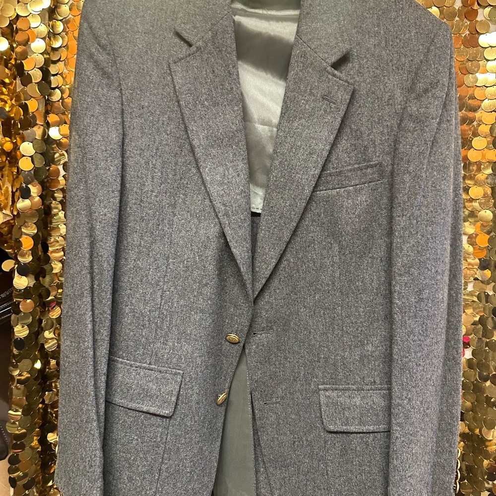 Elegant Gray Men's Blazer with Gold Accents